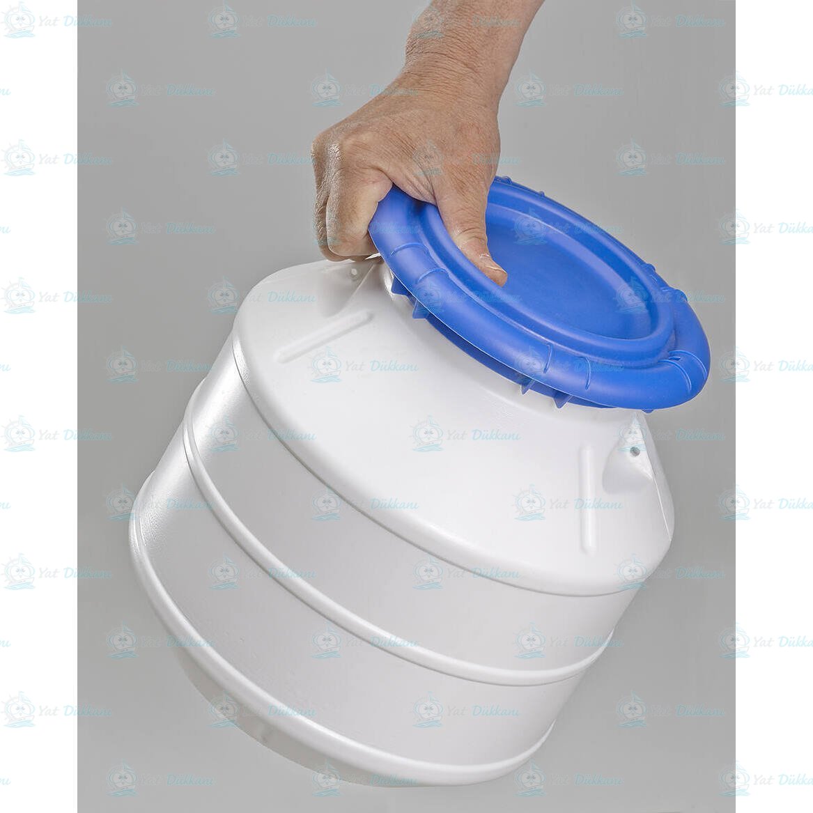 P62342 Plastimo WATERPROOF STORAGE BOTTLE 8L 250 X 260MM
