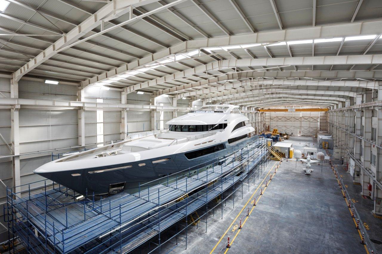 Türkiye Yat Sektörü Orta Segmenti Kaybediyor, Süperyata Yükleniyor