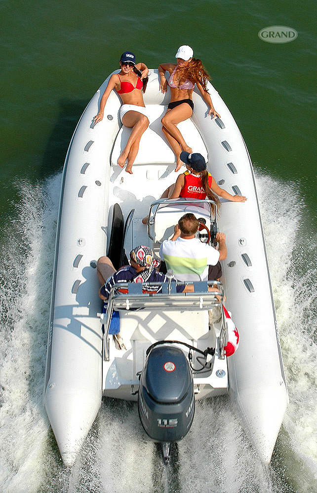 GRAND Silver Line Fiber Tabanlı Lüx Oturma Gruplu  Gri Tüplü PVC Şişme Botlar S520L