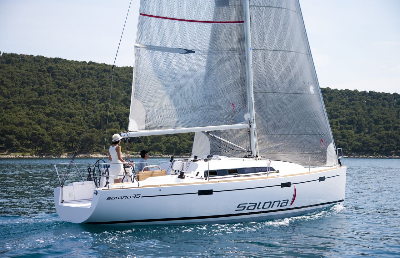 Salona 35