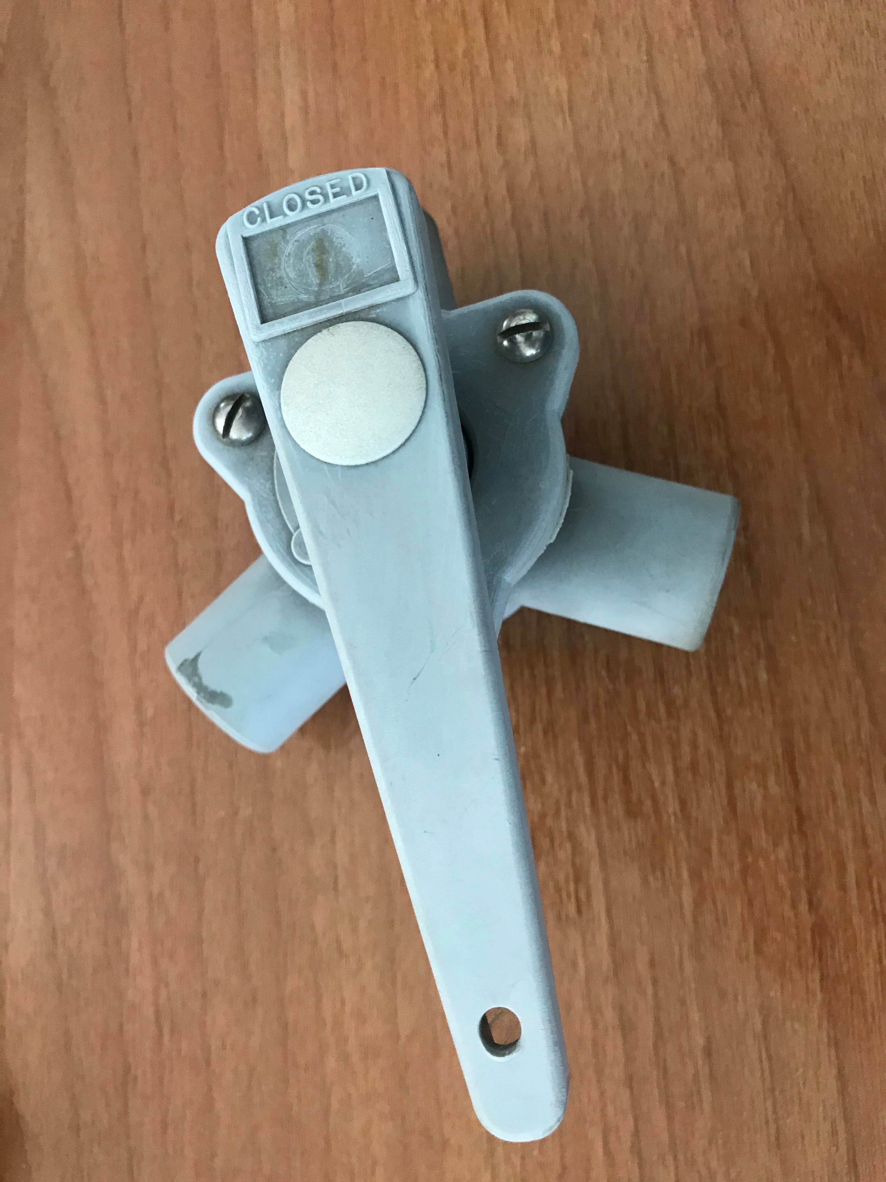 Y VALVE-VALF 3 YOLLU VANA 20MM