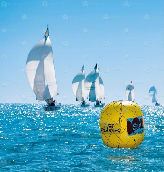 Regatta işaret şamandırası